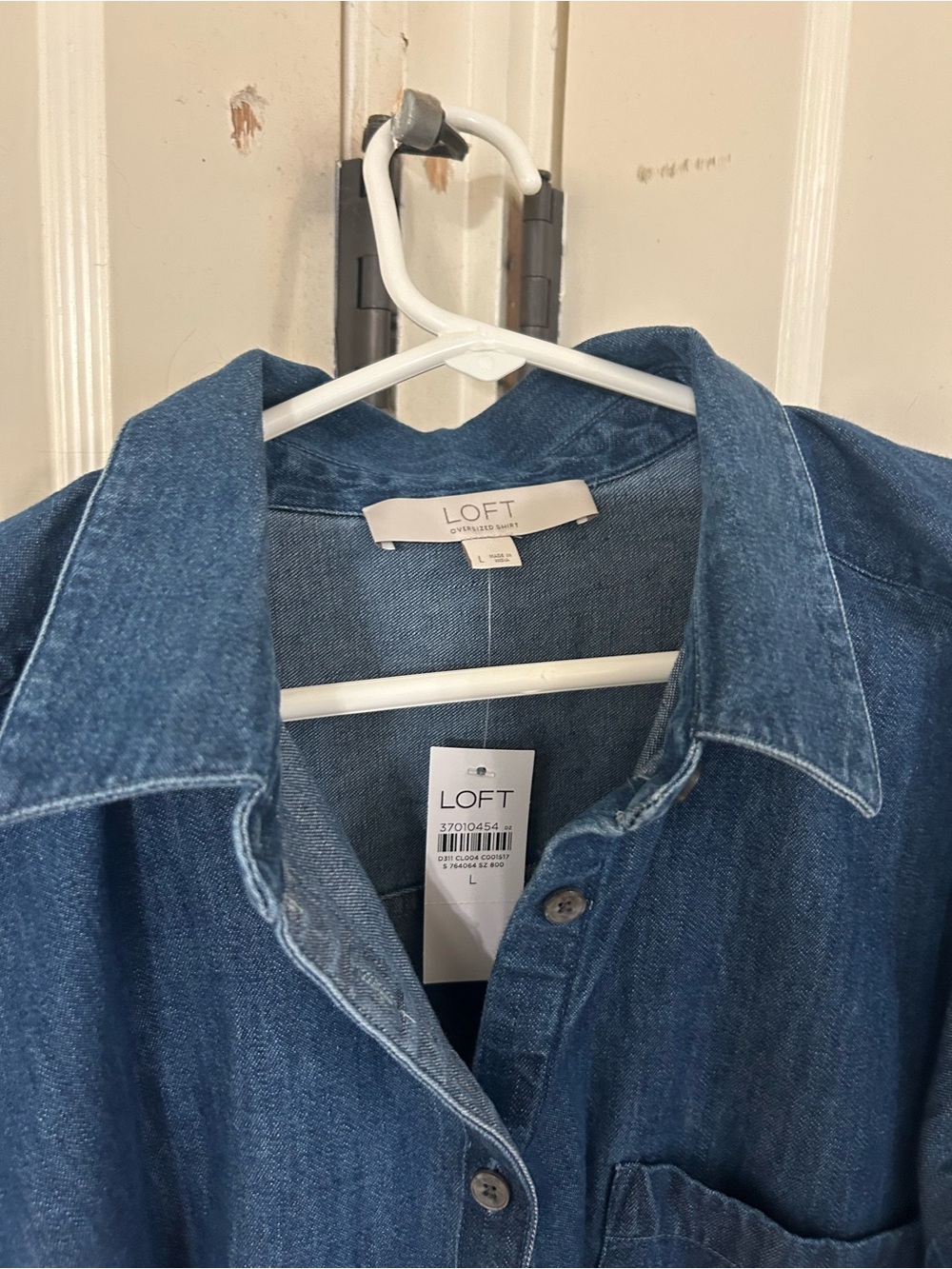LOFT Women's Blue Denim Button-Front oversized shirt